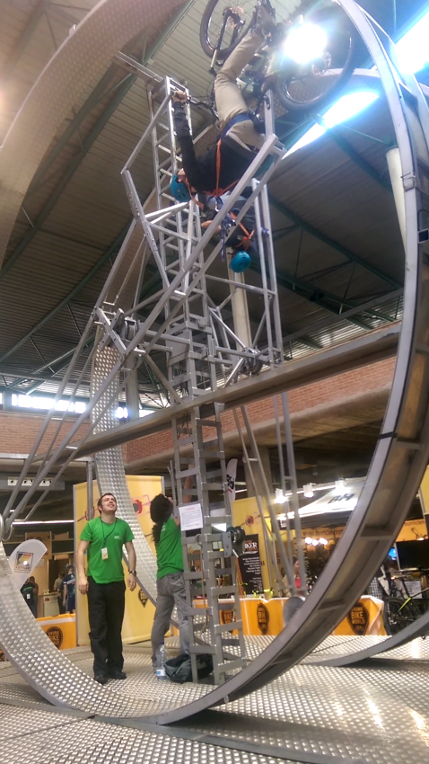 Jesús en el Looping Bike, todo un campeón! :)