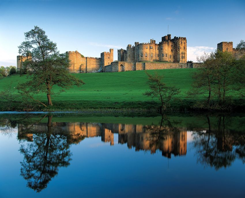 alnwick_castle